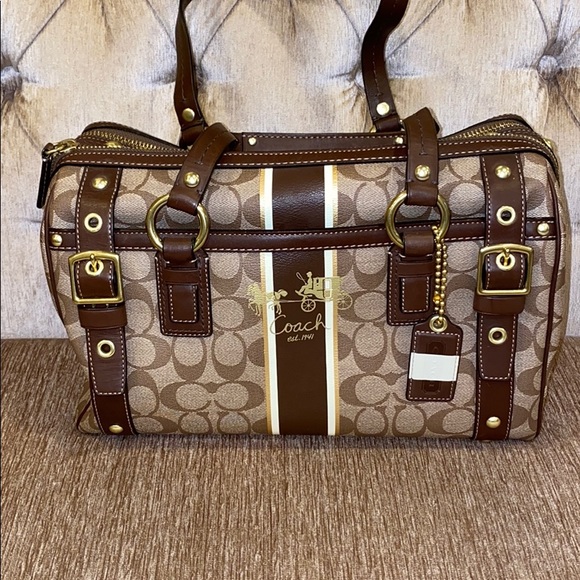 Coach Handbags - Coach purse